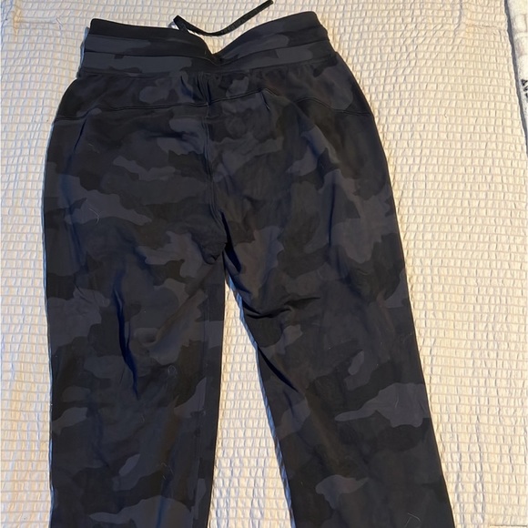 Lululemon Ready to Rulu crop pant size 4 - Picture 2 of 5